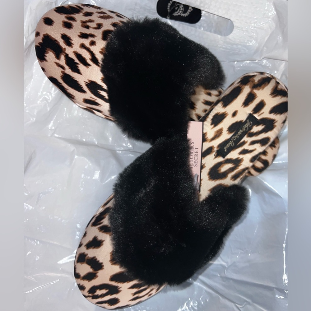 Victoria's Secret Leopard and Black Slippers